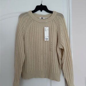Uniqlo Cream Crew Neck Sweater with Ribbed Texture